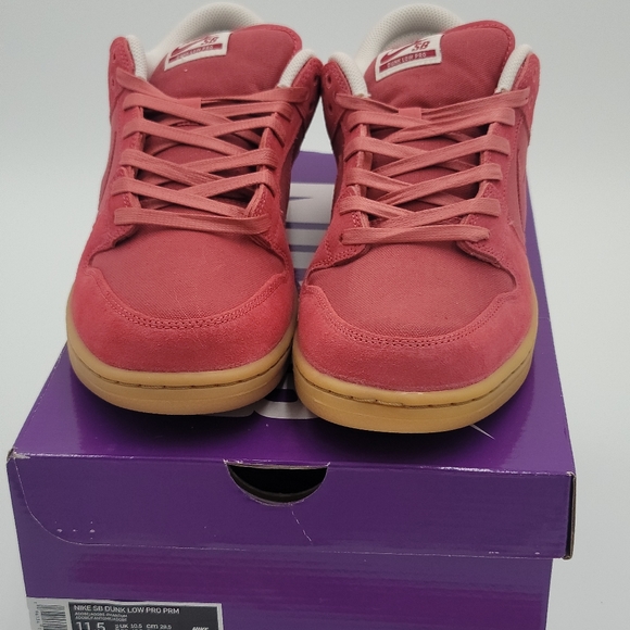 NIke Air Jordan 2 Retro Low SP - Picture 3 of 3